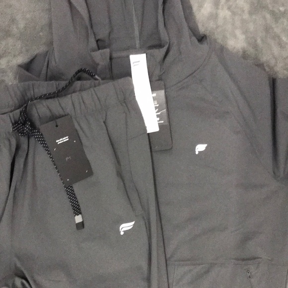 Fabletics Gray Jogger Pants tracksuit M - Picture 1 of 9